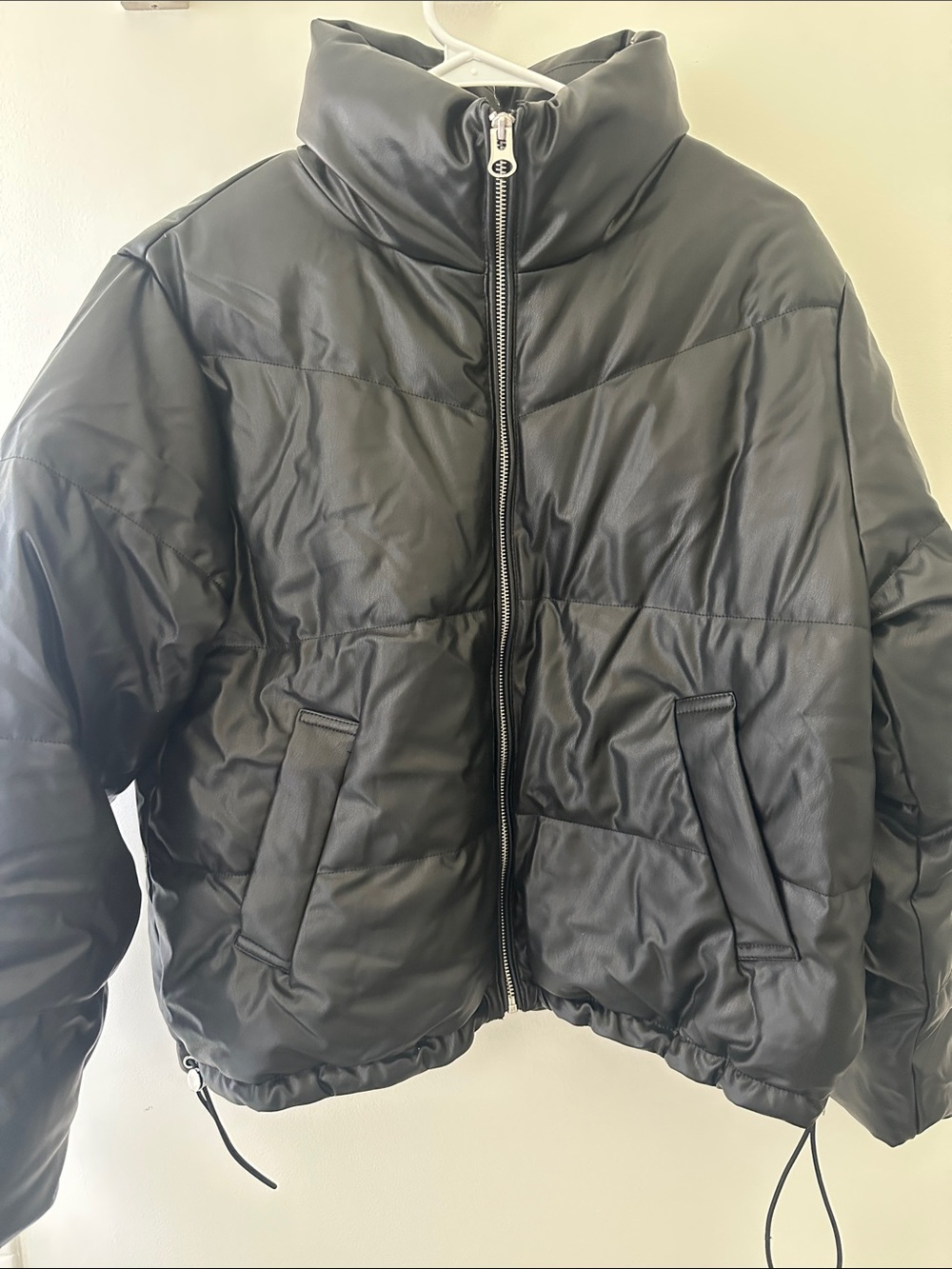 H&M Black Puffer Jacket. Size Small